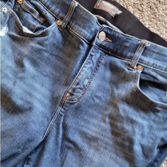 torrid Distressed Dark Blue High-Rise bombshell Skinny Jeans - Picture 10 of 15